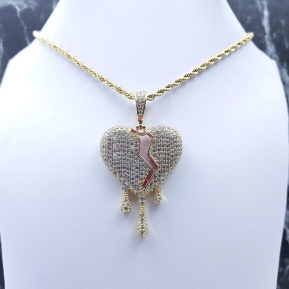 18"Rope Chain + 14K Gold Finish Teardrop H… - Picture 8 of 11